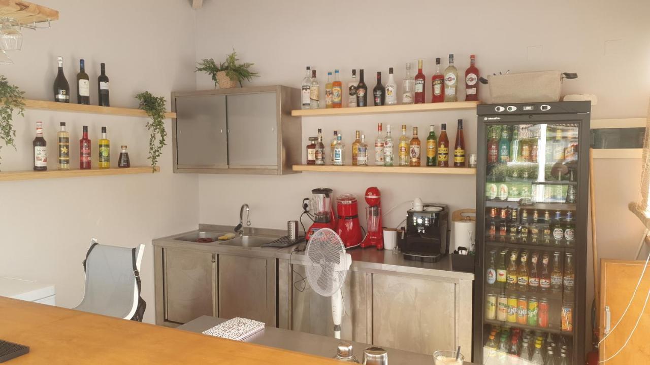 Santos Luxury Apartments Дассия Экстерьер фото