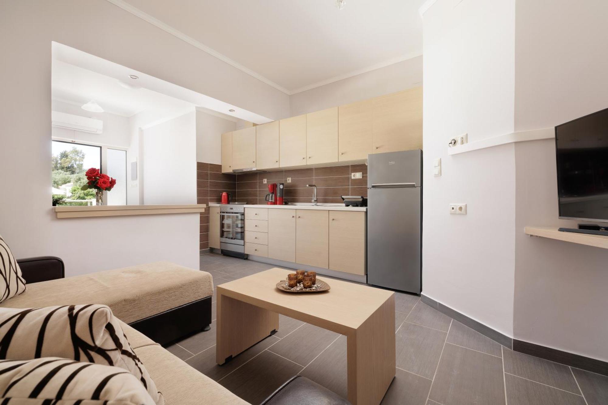 Santos Luxury Apartments Дассия Экстерьер фото